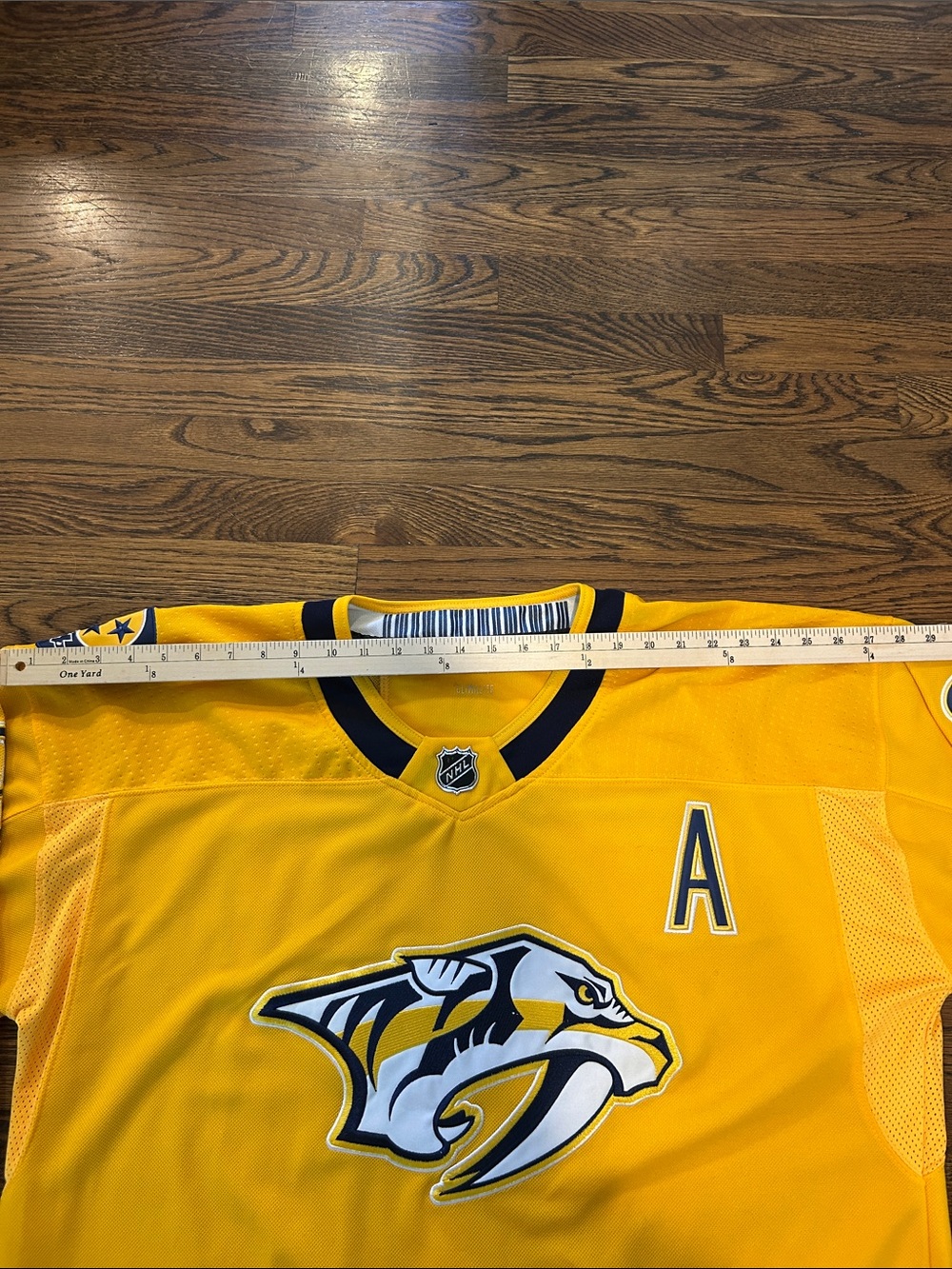 NHL Nashville Predators Gold and Navy Alternate Jersey with 'A' - Picture 2 of 7